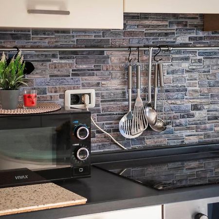 Apartment Rogic Ровінь Екстер'єр фото
